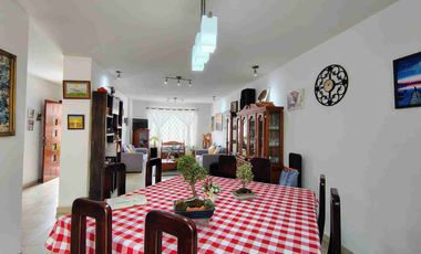 CASA EN VENTA EN EL VALLE DE LOS CHILLOS SECTOR CAPELO