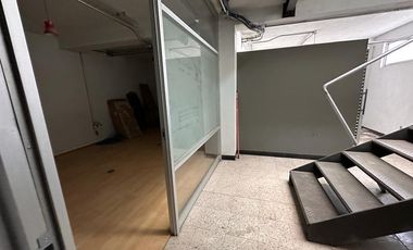 Lomas de Casa Blanca oficina de 128 m2 en VENTA GB1015