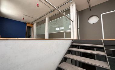 Lomas de Casa Blanca oficina de 128 m2 en VENTA GB1015