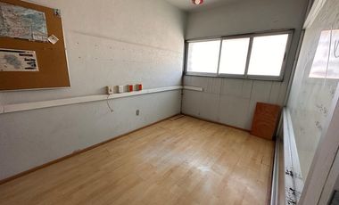 Lomas de Casa Blanca oficina de 128 m2 en VENTA GB1015