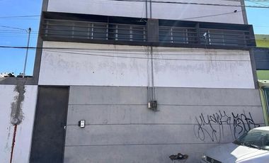 Lomas de Casa Blanca oficina de 128 m2 en VENTA GB1015