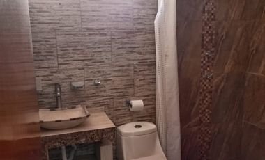 CASA EN RENTA $10,000 EN FRACCIONAMIENTO EL ROBLE, LA MARIA A 5 MIN. DE HERMANOS SERDAN