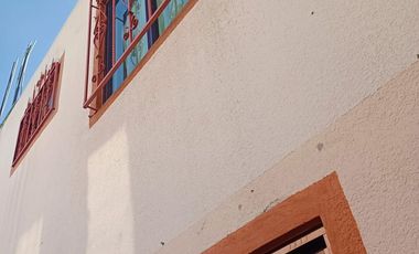 CASA EN RENTA $10,000 EN FRACCIONAMIENTO EL ROBLE, LA MARIA A 5 MIN. DE HERMANOS SERDAN