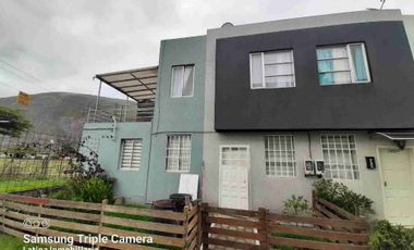 CASA EN VENTA EN CONJUNTO PRIVADO – SAN ANTONIO DE PICHINCHA