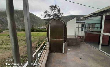 CASA EN VENTA EN CONJUNTO PRIVADO – SAN ANTONIO DE PICHINCHA