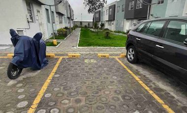 CASA EN VENTA EN CONJUNTO PRIVADO – SAN ANTONIO DE PICHINCHA