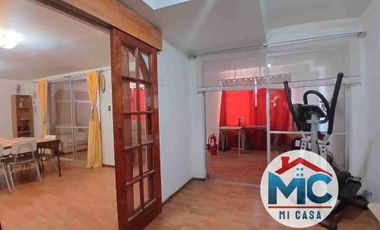 Corredora de Propiedades,  arrienda propiedad totalmente equipada,para alojamiento de personal. Capacidad minima 20 personas.