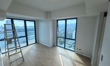 𝟮 𝗕𝗲𝗱𝗿𝗼𝗼𝗺 𝟯𝟴 𝗣𝗮𝗿𝗸 𝗖𝗼𝗻𝗱𝗼 𝗶𝗻 𝗖𝗲𝗯𝘂 𝗜𝗧 𝗣𝗮𝗿𝗸 FOR ASSUME 103.77sqm CORNER UNIT