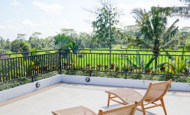 Freehold - Ubud Hideaway Rooftop Garden Villa with Stunning Mount Agung Views, Bali