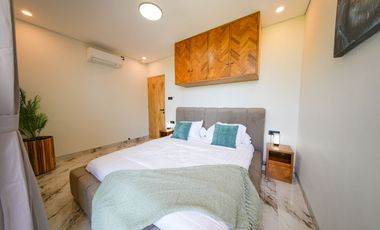 Freehold - Ubud Hideaway Rooftop Garden Villa with Stunning Mount Agung Views, Bali