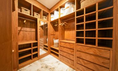 Freehold - Ubud Hideaway Rooftop Garden Villa with Stunning Mount Agung Views, Bali