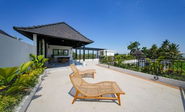 Freehold - Ubud Hideaway Rooftop Garden Villa with Stunning Mount Agung Views, Bali