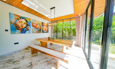 Freehold - Ubud Hideaway Rooftop Garden Villa with Stunning Mount Agung Views, Bali