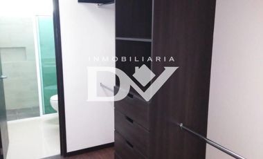 DEPARTAMENTO EN RENTA DE 3 HABITACIONES EN FORJADORES  A MIN DE ZAVALETA.