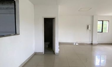 BODEGA EN VIA AEROPUERTO SOLEDAD