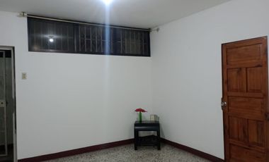 Departamento de aquiler Los Almendros Guayaquil Ecuador