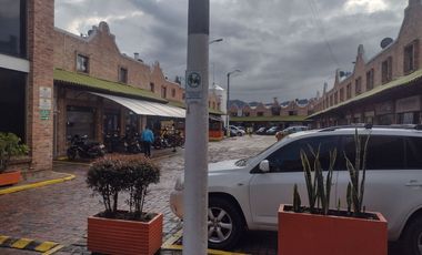 EN VENTA LOCAL COMERCIAL