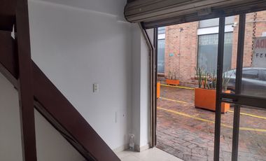 EN VENTA LOCAL COMERCIAL