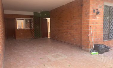 Alquiler casa externa en San joaquin sur de Cali