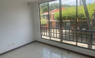 Alquiler casa externa en San joaquin sur de Cali