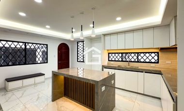 Casa de Lujo en Venta en Cdla. Kennedy Norte, Guayaquil