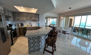 VENDO departamento frente al mar