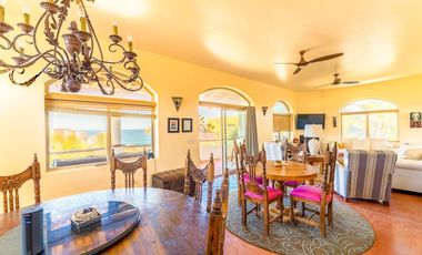 Oceanfront House in Cerritos Beach