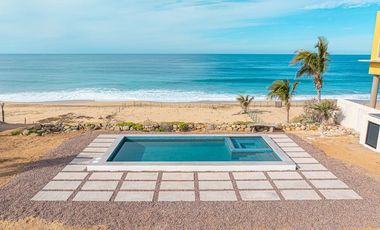 Oceanfront House in Cerritos Beach