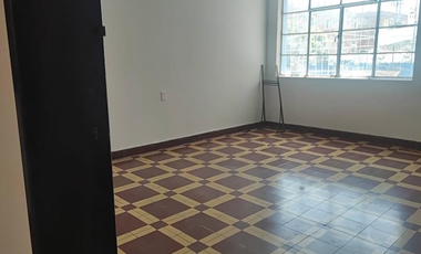 🏡 CASA CON SALONES EN ARRIENDO - ALARCÓN