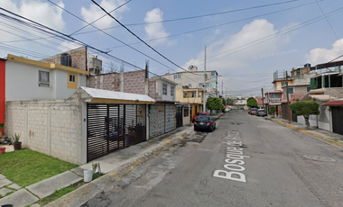 CASA EN VENTA EN BOSQUES DE HACIENDA CUAUTITLAN IZCALLI DE REMATE