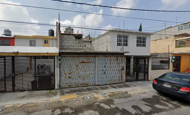 CASA EN VENTA EN BOSQUES DE HACIENDA CUAUTITLAN IZCALLI DE REMATE