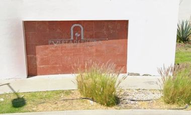 Casa en venta en Fraccionamiento Residencial  Puerta de Piedra 38115  Celaya Guanajuato