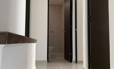 Casa en venta en Fraccionamiento Residencial  Puerta de Piedra 38115  Celaya Guanajuato