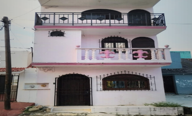 Se vende casa en remate bancario en Solidaridad el Naranjito Cosoleacaque, Veracruz