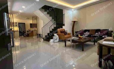 5 bedrooms with swimming pool & bar