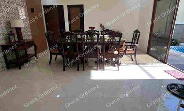 5 bedrooms with swimming pool & bar