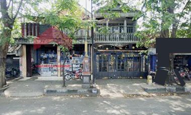 Rumah Vintage Posisi Hook Lokasi Strategis Dekat Rampal & Stasiun Kota