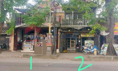 Rumah Vintage Posisi Hook Lokasi Strategis Dekat Rampal & Stasiun Kota