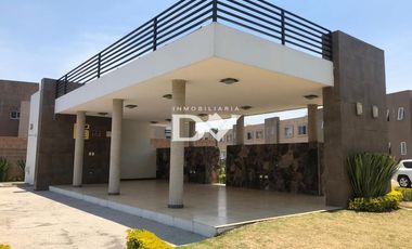 CASA EN RENTA DE 3 HABITACIONES EN CUAUTLANCINGO FRACCIONAMIENTO CON ALBERCA