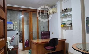 JUAL CEPAT dan MURAH Rumah Bagus Siap Huni di Kelapa Gading, Jakarta Utara