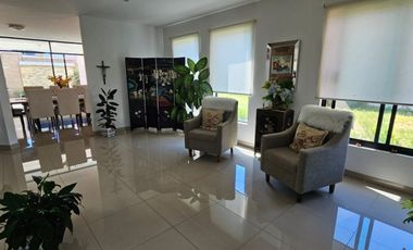 Venta Casa al Norte de Aguascalientes Condominio Residencial Las Plazas, Cerca Plazas Altaria, Galerias, Colosio, Costco etc