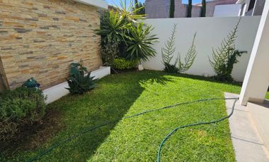 Venta Casa al Norte de Aguascalientes Condominio Residencial Las Plazas, Cerca Plazas Altaria, Galerias, Colosio, Costco etc