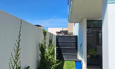 Venta Casa al Norte de Aguascalientes Condominio Residencial Las Plazas, Cerca Plazas Altaria, Galerias, Colosio, Costco etc