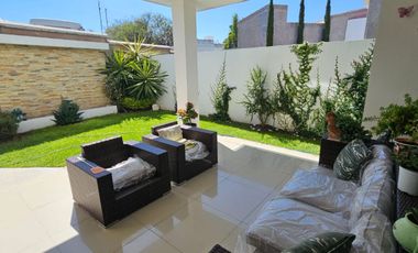 Venta Casa al Norte de Aguascalientes Condominio Residencial Las Plazas, Cerca Plazas Altaria, Galerias, Colosio, Costco etc