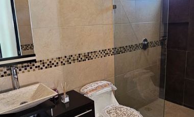 Venta Casa al Norte de Aguascalientes Condominio Residencial Las Plazas, Cerca Plazas Altaria, Galerias, Colosio, Costco etc