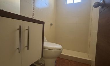 Renta de Departamento Sector Inca, Cerca de la Avenida 6 de Diciembre