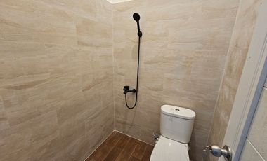 RUMAH 1 LANTAI di Taman Kayangan, Tanjung Bunga – Makassar! 3 Kamar Tidur, Semi Furnished, SHM, Hanya Rp1,2 Miliar!