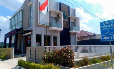 DIJUAL. TANAH DAN BANGUNAN. RUKO/KANTOR.JL JAKARTA - SUNGAI KUNJANG