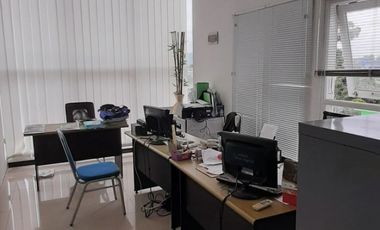 DIJUAL. TANAH DAN BANGUNAN. RUKO/KANTOR.JL JAKARTA - SUNGAI KUNJANG