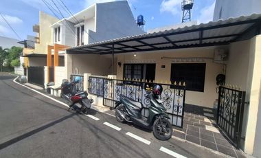 MURAH CANTIK !! Rumah Duren Sawit Akses 2 Mobil Komplek Kimia Farma IKIP Jakarta Timur